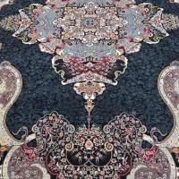 یک تخته فرش9 متری شسته شده