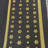 جلبیل خوسی نورا|لباس|رودان, |دیوار