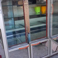 یخچال ویترینی  ایستاده دو طرف نما
