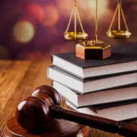 وکیل و مشاوره تلفنی و حضوری