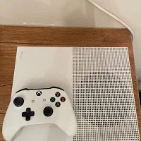 Xbox One s فوق تمیز|کنسول، بازی ویدئویی و آنلاین|قم, هنرستان|دیوار