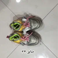 تعدادی کفش کاملا سالم|کفش و لباس بچه|شیراز, ارم|دیوار