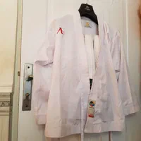 لباس کاراته تمیز و مرتب.