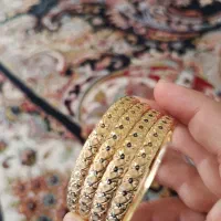 طلا در حد  نو تمیز و شیک