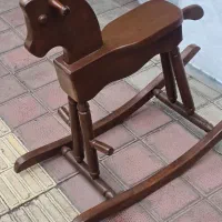 راک اسب|صندلی و نیمکت|رشت, رودبارتان|دیوار