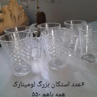 تعداد زیادی لوازم اشپزخانه