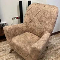 مبل تک نفره در حد نو ۲ عدد