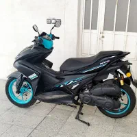 nvx ۱۴۰۱ مشکی مات ۱۵۵ سی سی