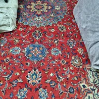 فرش دستباف ۱۳.۵ متری و فرش ماشینی ۱۲ متری