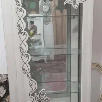 بوفه و میز و آینه