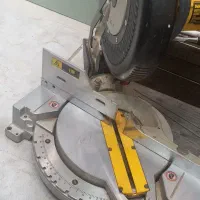 اره فارسی بر dewalt|ابزارآلات|اندیشه, اندیشه فاز ۳|دیوار