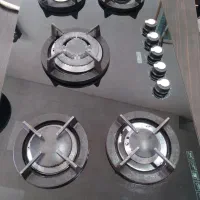 اجاق گاز صفحه ای. تکنو گاز. در حد