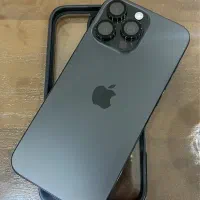 ایفن ۱۶ پرومکس