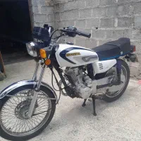 موتور سیکلت همتاز ۲۰۰
