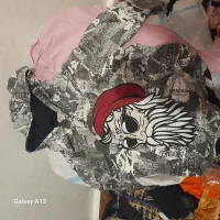 ۱۰۰تکه لباس یابیشتر