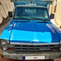 نیسان وانت بسیار تمیز و سالم