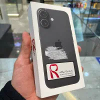 آیفون ۱۶ نرمال