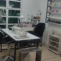 جذب پرسنل حرفه ای در لاین مژه و ناخن