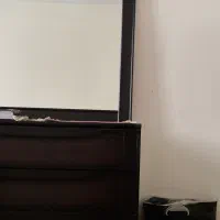 تخت دو نفره همراه دراور اینه با تشک ۵ تومن|تخت و سرویس خواب|ری, علایین|دیوار