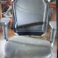 میز اداری و صندلی  چرخ دار