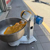 خمیرگیر ۹۰ کیلو|کافی‌شاپ و رستوران|ارومیه, |دیوار