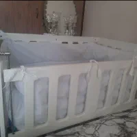 گهواره نوزاد کنار مادر در حد نو