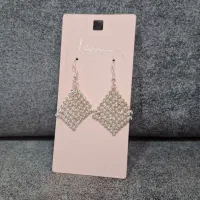 گوشواره مارک آی ام .کادو روز زن و مادر