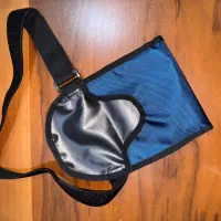 نگهدارنده کیسه کولوستومی