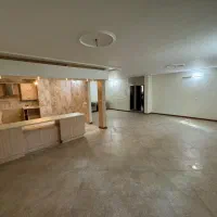 منزل ۱۴۰ متری گلخانه ای