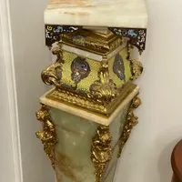 پایه برنزی و سنگ مرمر