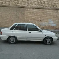 ماشین  ۱۳۲ مدل 90 هست