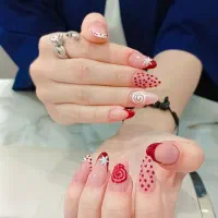 کاشت تخصصیNAIL BOSS LADY