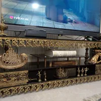 ساعت، بوفه، زیر تلویزیون برنز
