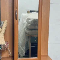 آینه ، چوب لباسی کمدی