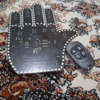 دست چراغ دار