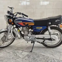 موتور سیکلت کویر زمرد