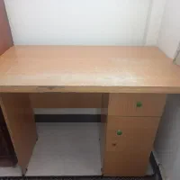 میز تحریر چوبی