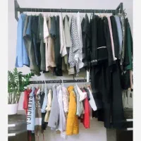 تعدادزیادی لباس مانتوشلوار شومیز