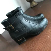 بوت چارق ۳۷