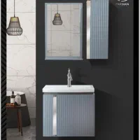 نیروی کار ساده در تولیدی کابینت روشویی