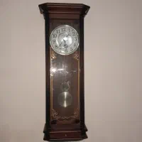 ساعت دیواری درحد نو بخاطرتغییردکوراسیون