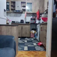 ۸۵ متری/دوخواب/پارکینگ/طبقه اول/استقامت ۱