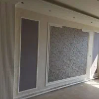 استخدام شاگرد برای نصب کاغذ دیواری و پوستر