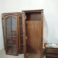 بوفه انگلیسی درب چوبی رنگ پلی استر طبقه شیشه ای|بوفه، ویترین، کنسول|مشهد, صیاد شیرازی|دیوار