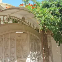 خ عبدالرزاق ویلائی سه طبقه ۳۳۰ متری نزدیک خیابان|فروش خانه و ویلا|اصفهان, شهشهان|دیوار