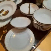 سرویس ۱۸ نفره چینی مقصود نو اکبند مفت