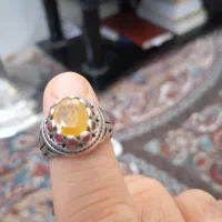 انگشتر نقره نگین یاقوت زردمعدنی