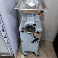 چرخ گوشت|فروشگاه و مغازه|قم, نخودی|دیوار