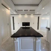 ۲۱۰ متری/ چهارباغ بالا/ نمای فاخر رومی/شمالی جنوبی