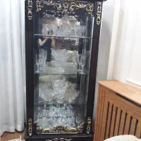 گنجه تقریبا نو  تمام چوب